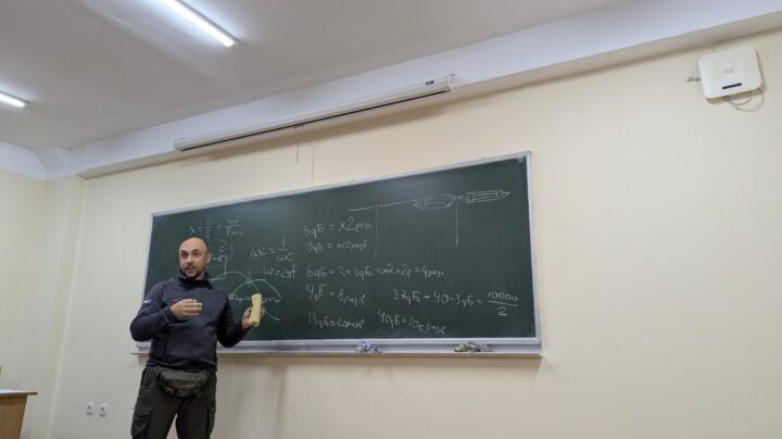 Інженерний гурток UARO: Від теорії до ефіру